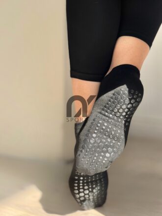جوراب پیلاتس زنانه مشکی